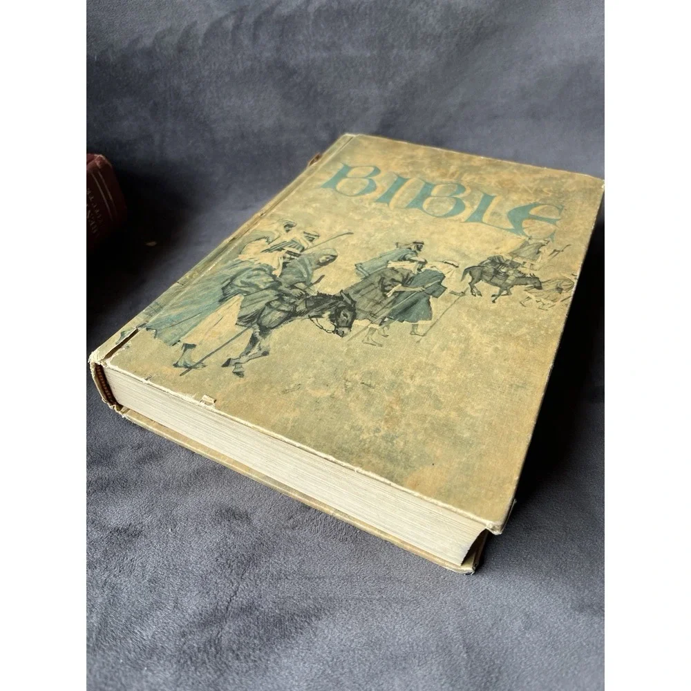 The Children's Bible - 1969 Hardcover Vintage 14th Printing Great Illustrations
